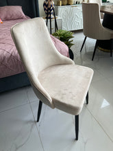 Dawn chair 06 (Beige)