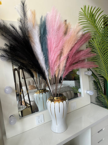 Large Synthetic feather for vase