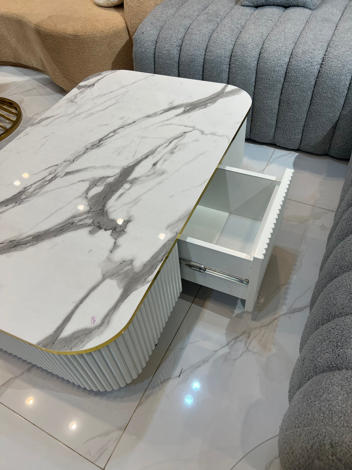 White Mamba Coffee Table