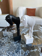 Bookend 005