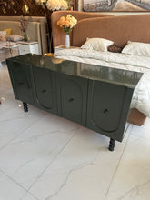 Luna Side Board