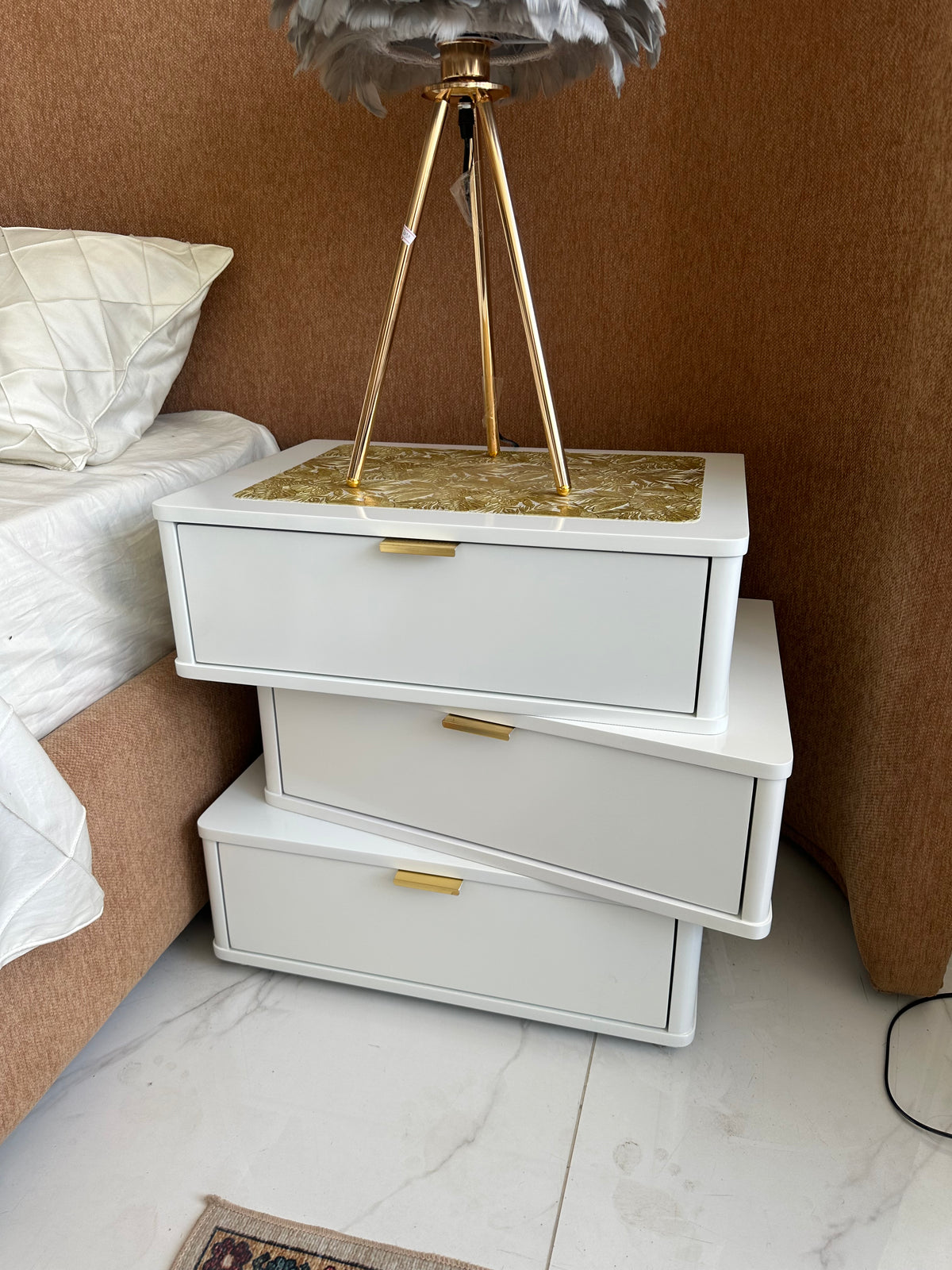 Capri Side table