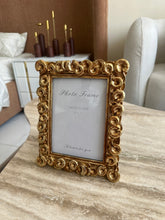 Resin Frame Vintage Gold 004