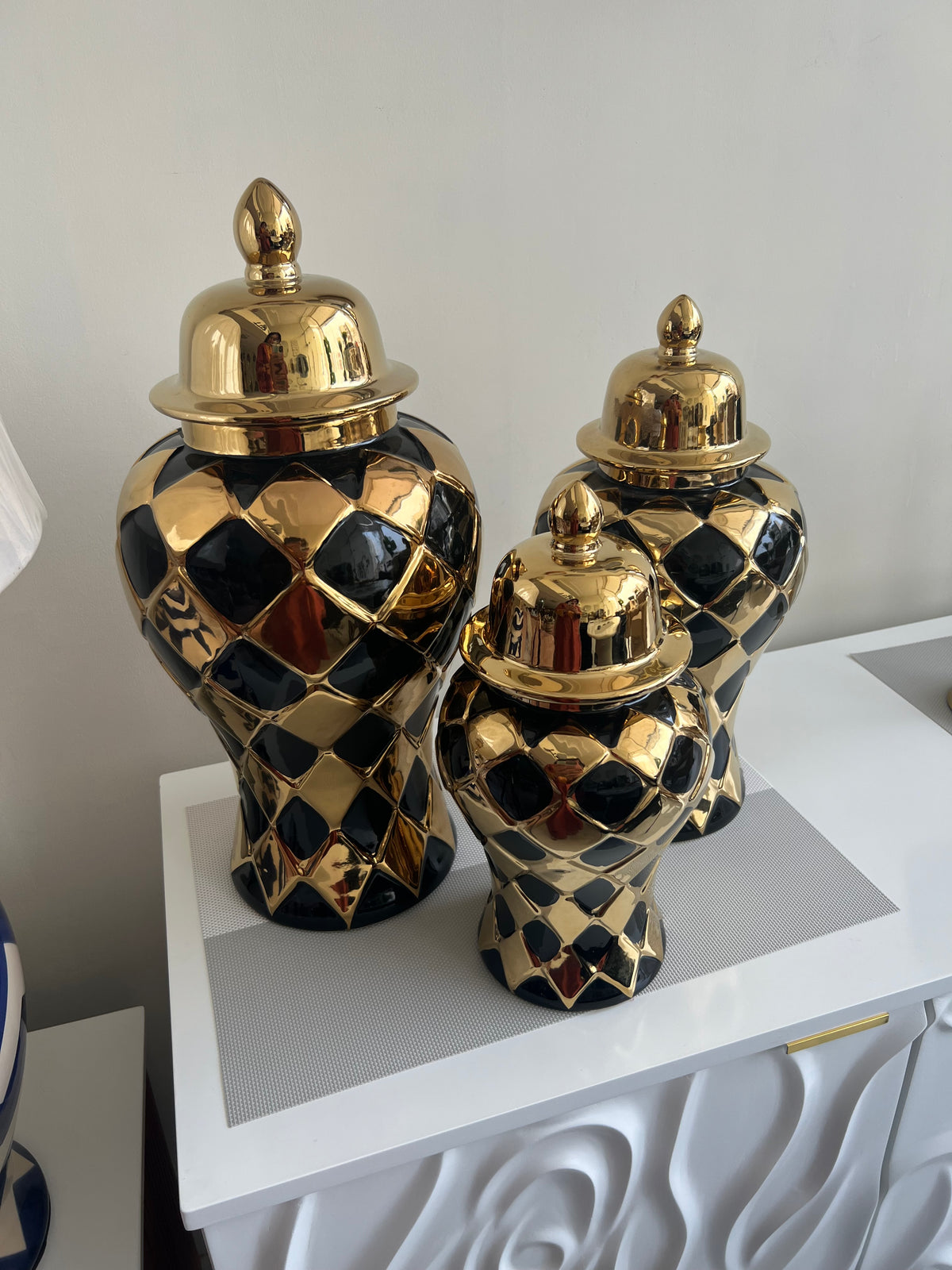 Ceramic candy 014