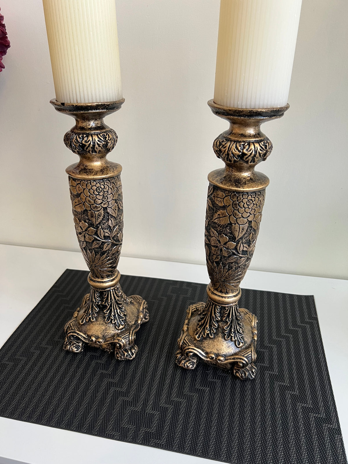 Antique Gold Candle Stand 010