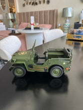 Retro Jeep 01