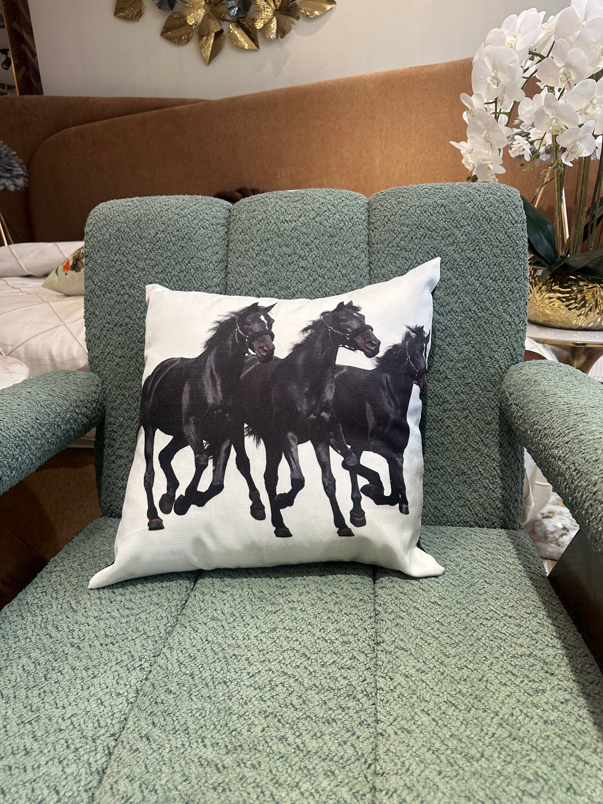 Horses cushions 09