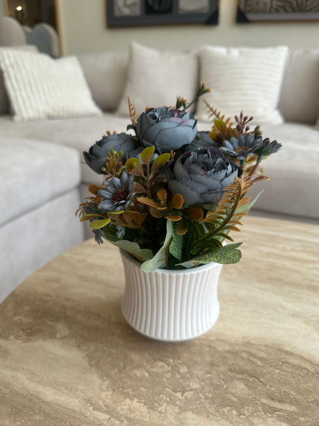White Ribbed Planter 002 Blue