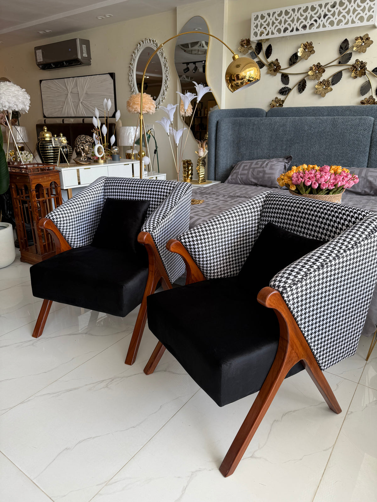 Moly chair set of 2