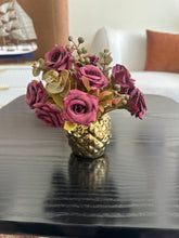 Ceramic Gold planter 17