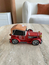 Vintage Classic Car 04