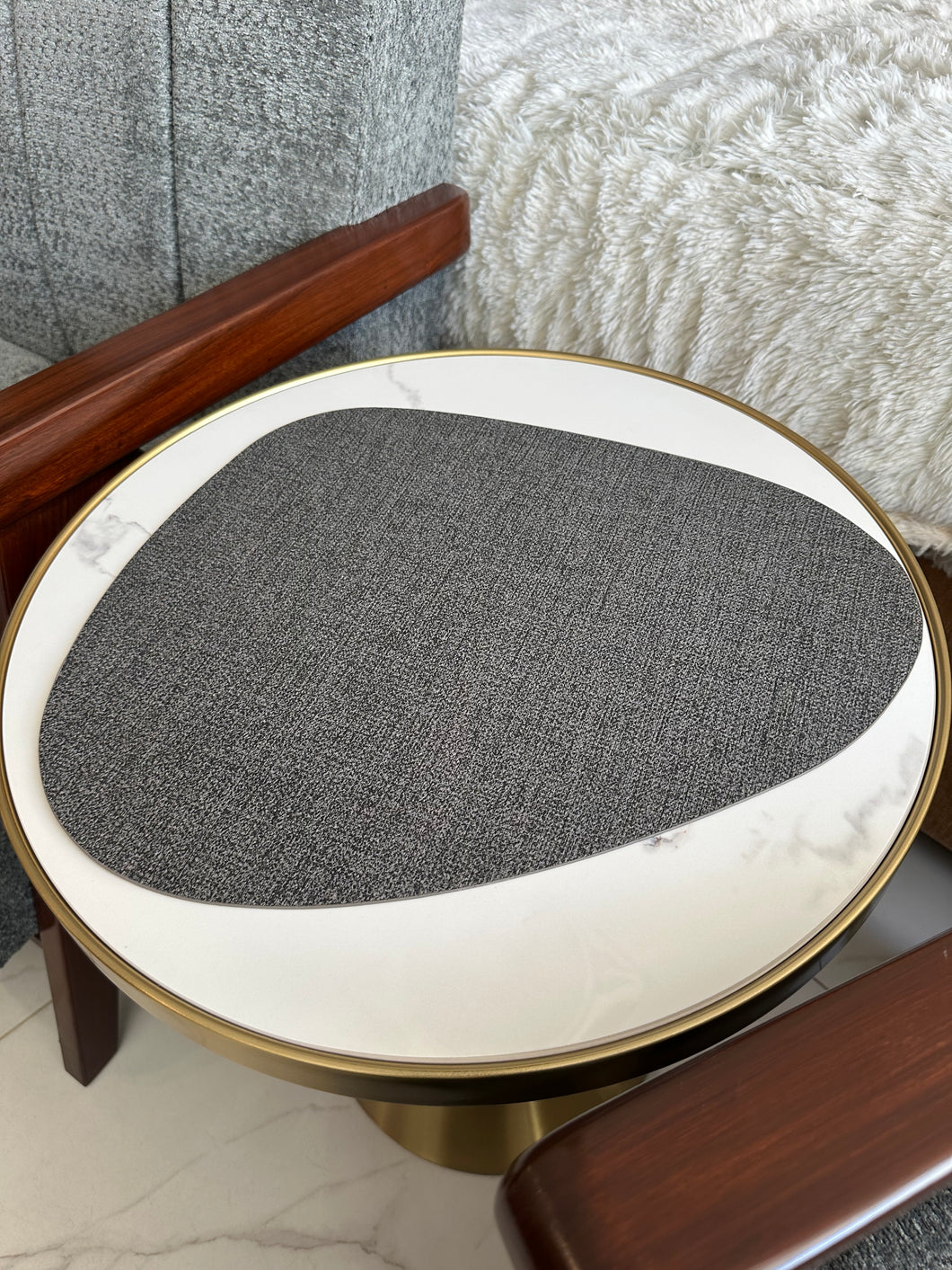 Leatherite Table mat grey 010