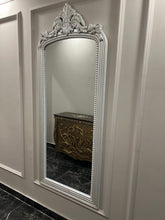 Antique White Mirror 03
