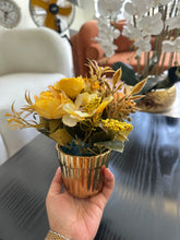 Ceramic Gold planter 12