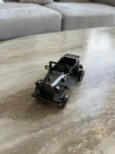 Antique Car Metal Small 001