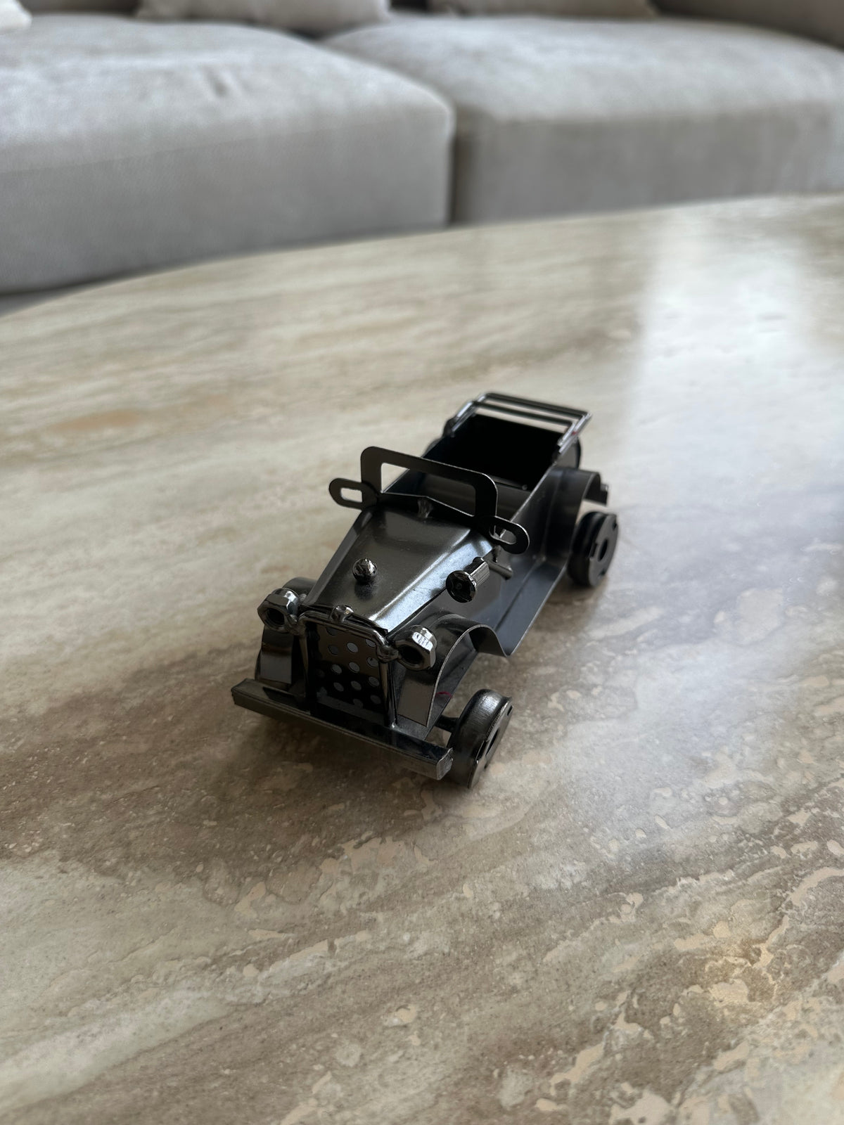 Antique Car Metal Small 001