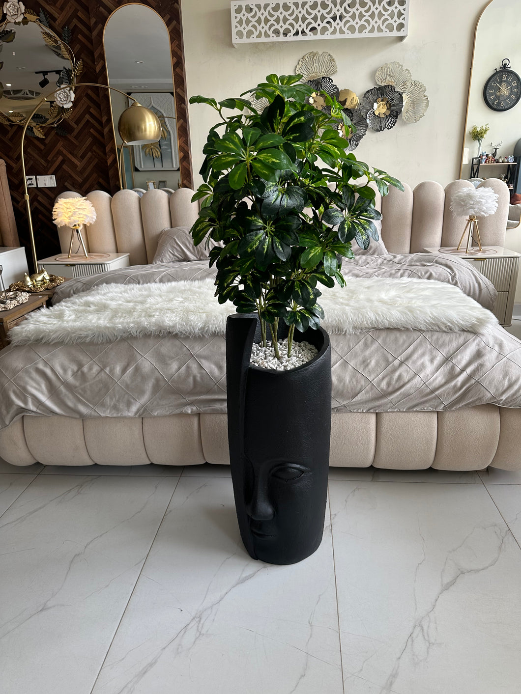 Face Planter with Umbrella Tree