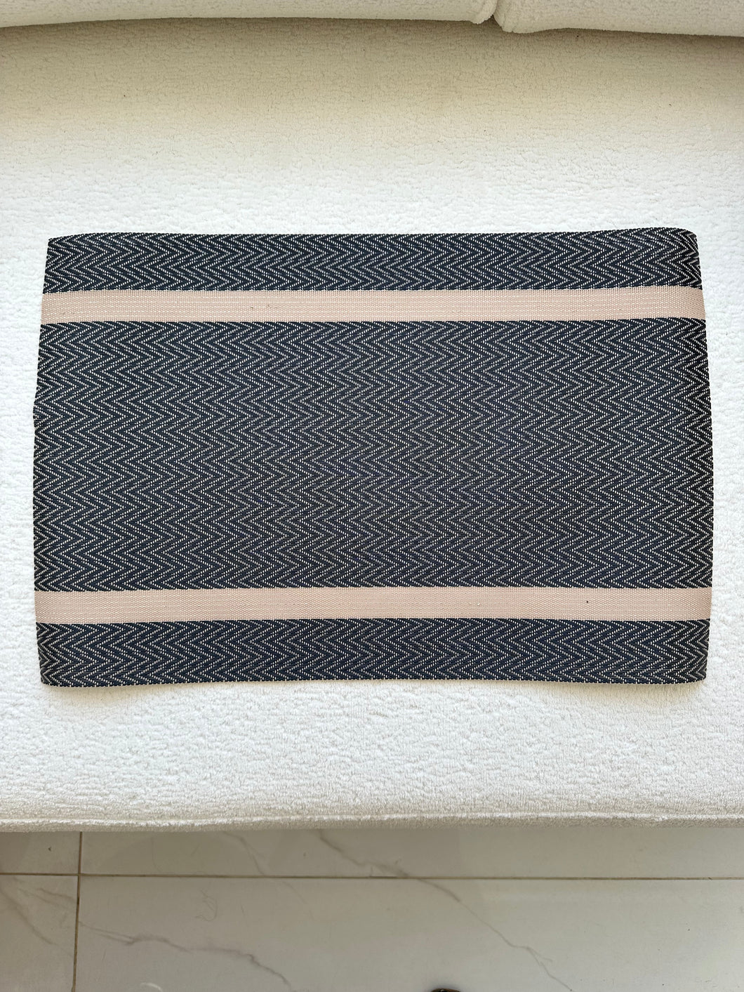 Table Mat 50