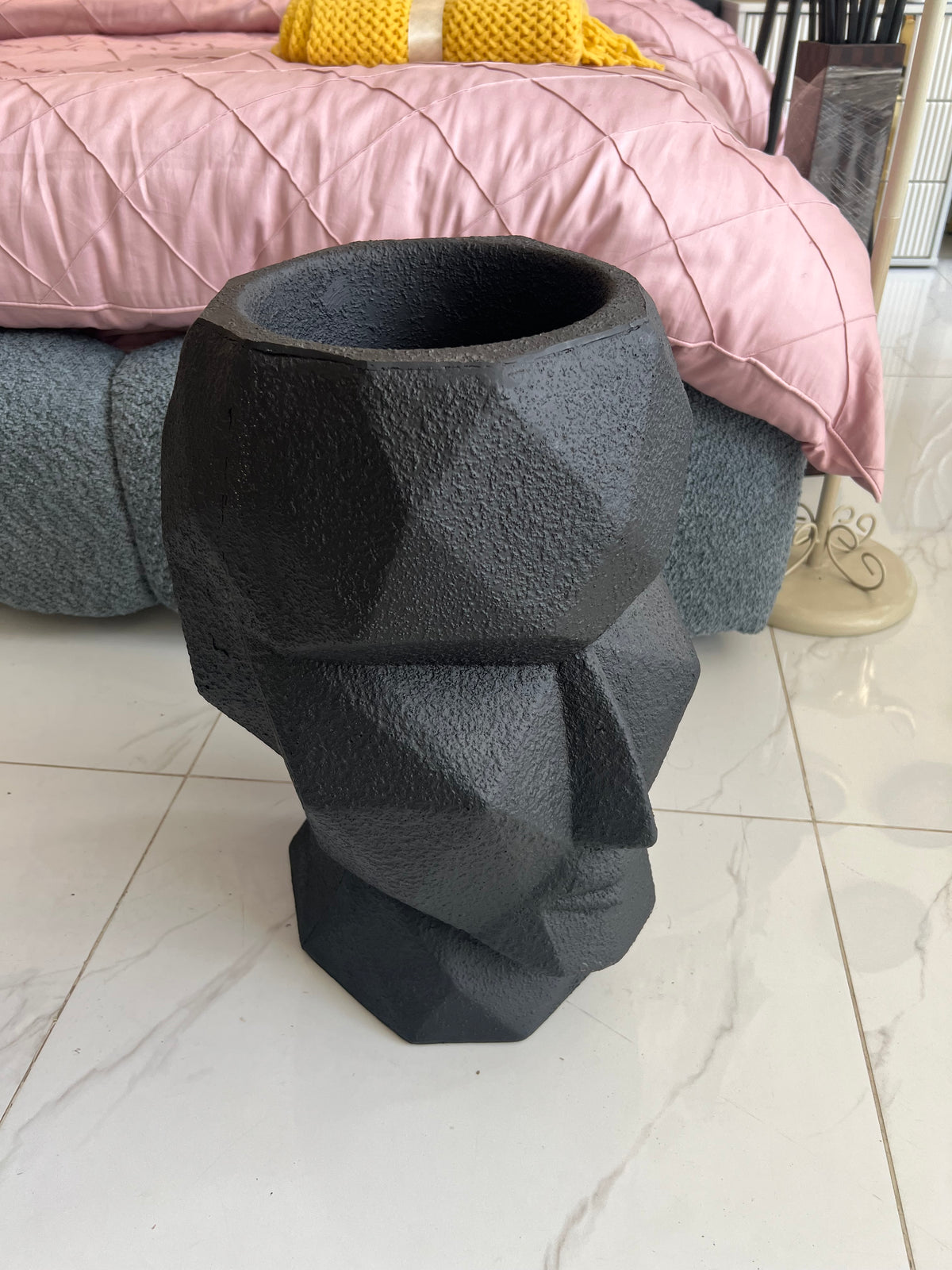 3D Abstract Face Planter
