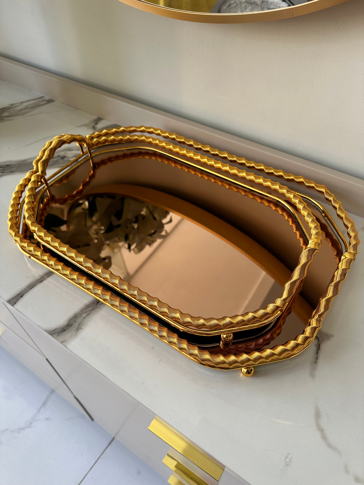 Metallic tray 007