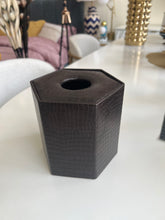 Leather Tissue box round 03