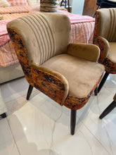 Allure Chair 025 with table