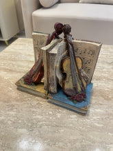 Violin Bookends