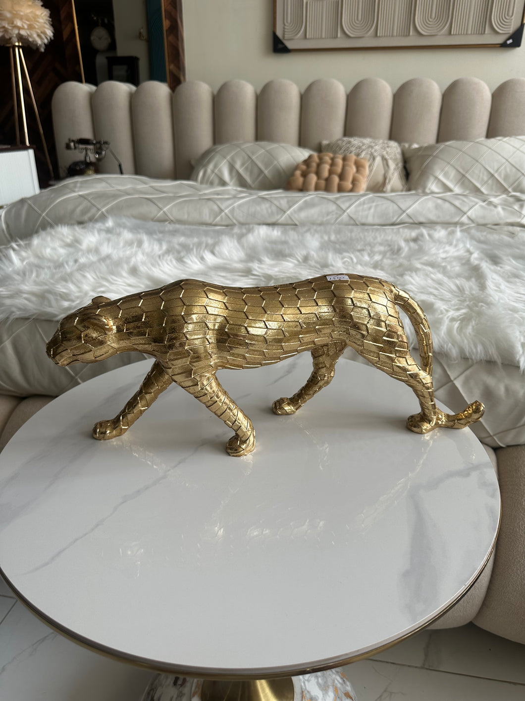 Cheetah Sculpture Large