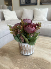 Gold leaf Planter 001 Purple