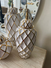 Ceramic candy 011