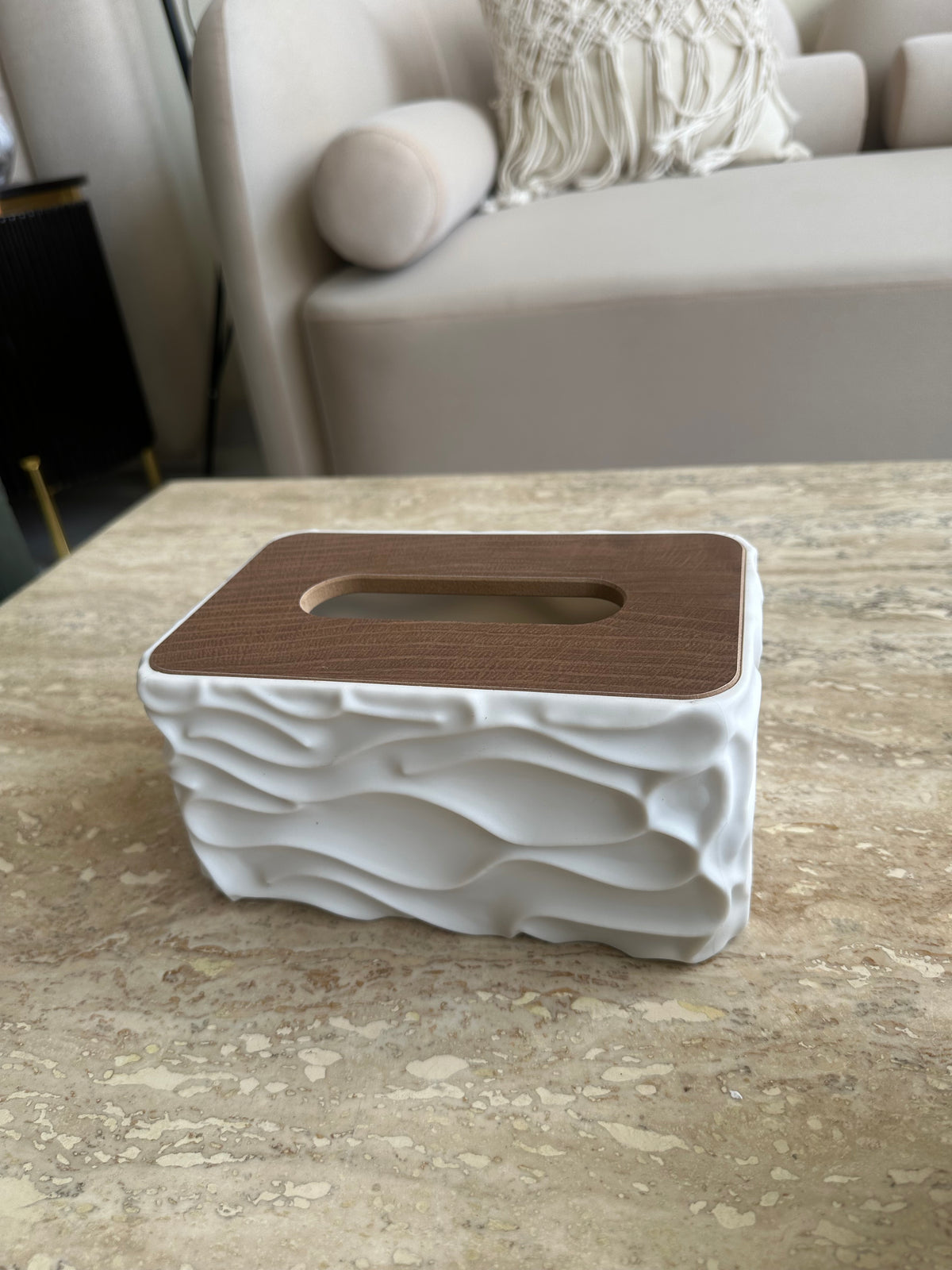 White Illusion Tissue box SS17