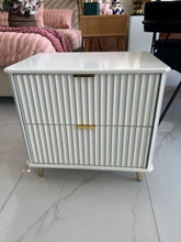 Everlign Side Table