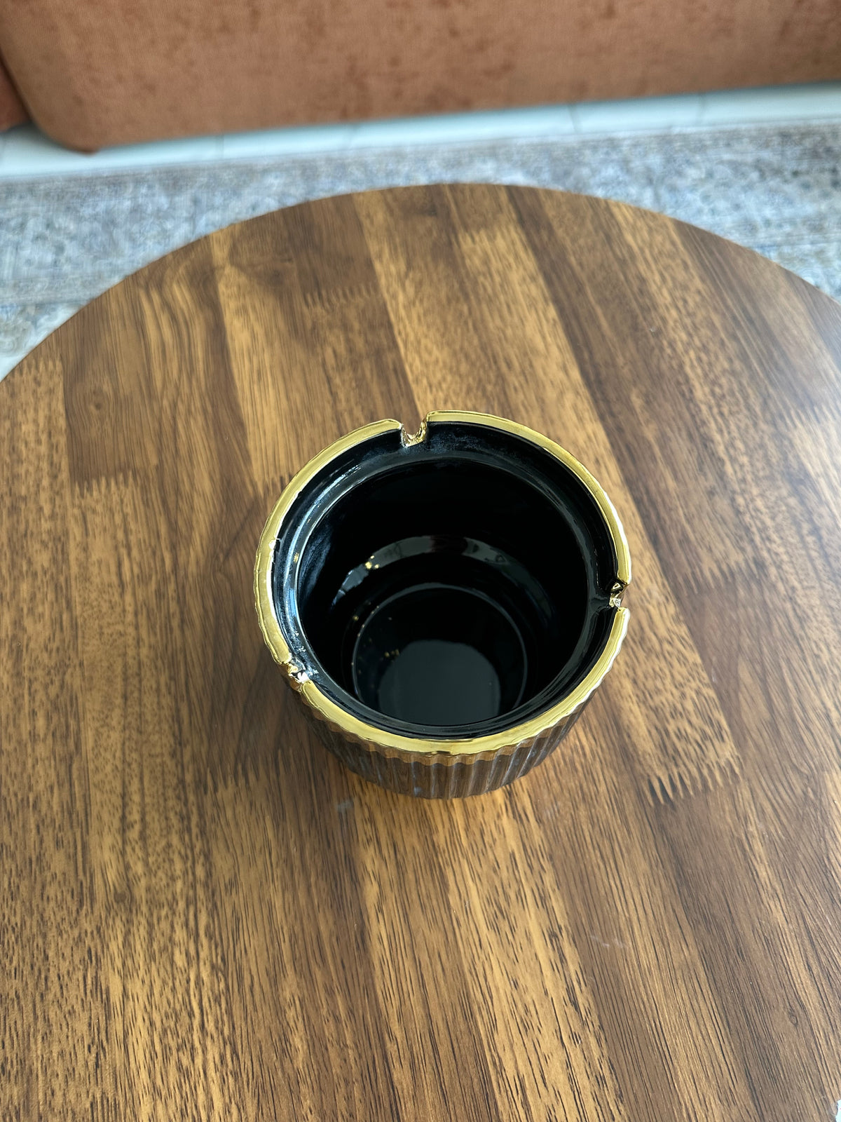 Ash tray 06