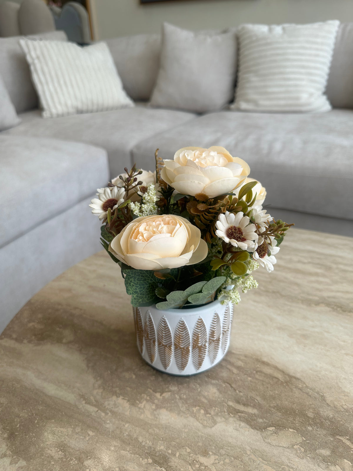 Gold leaf Planter 002 Off White