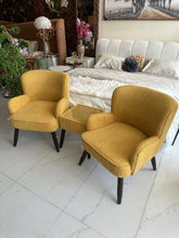 Allure Chair Mustard 036 with table