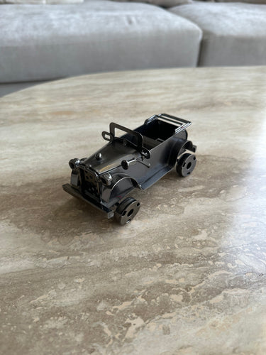 Antique Car Metal Small 001