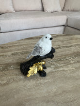 Bird on branch Sculpture 002