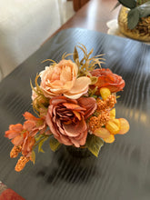 Ceramic Gold planter 13