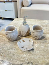 Leaf Bath Set