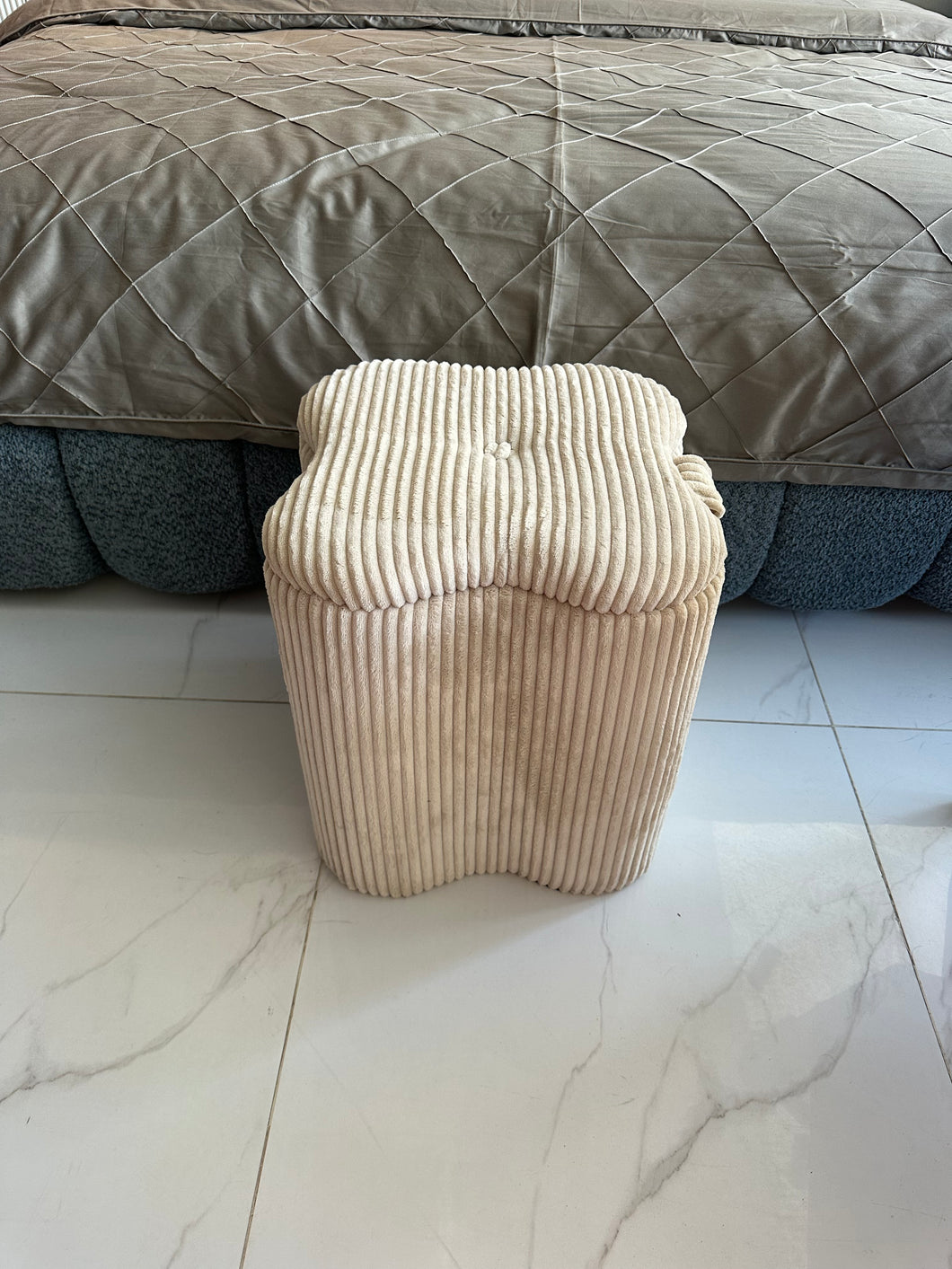 Marshmallow Stool Beige