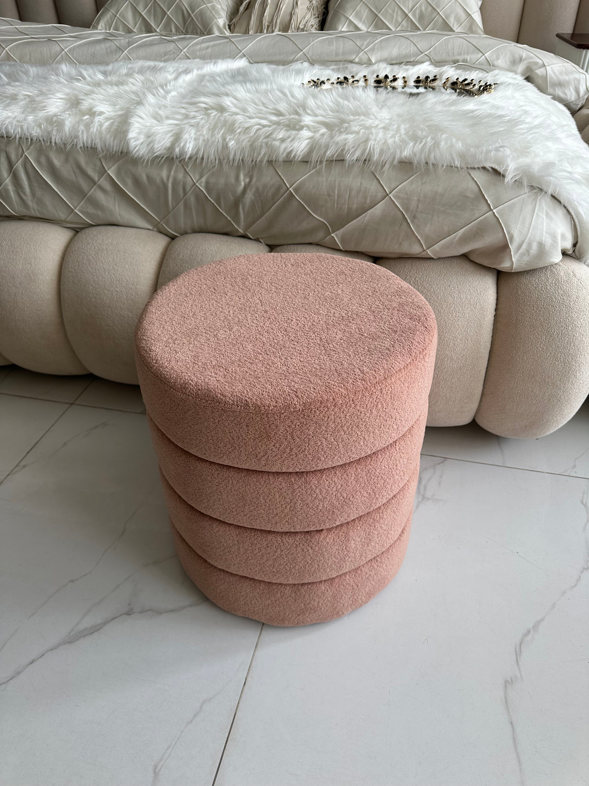 Boucle Premium round Stool Dusty Pink 0019