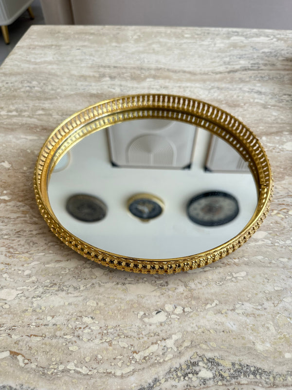 Metallic tray 015