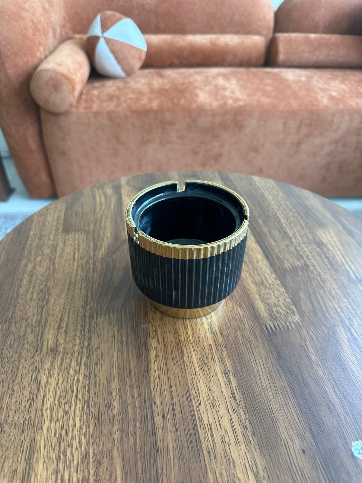 Ash tray 06