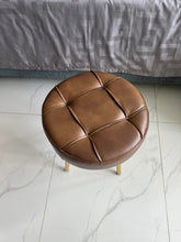 Leather Stool 01