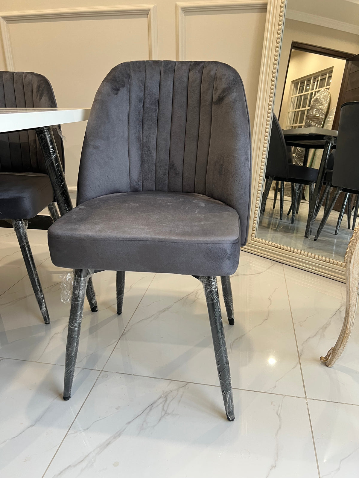 Artic Dining Table