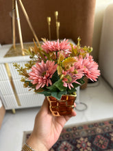 Ceramic Gold planter 16