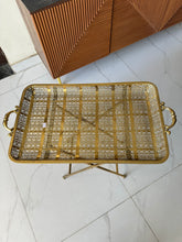 Royal Breakfast Tables 01