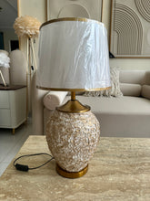 Resin Table Lamp 001