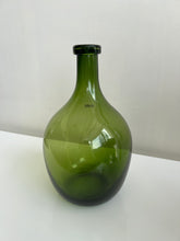 Glass vase 064