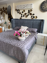 Hagrid boucle bed